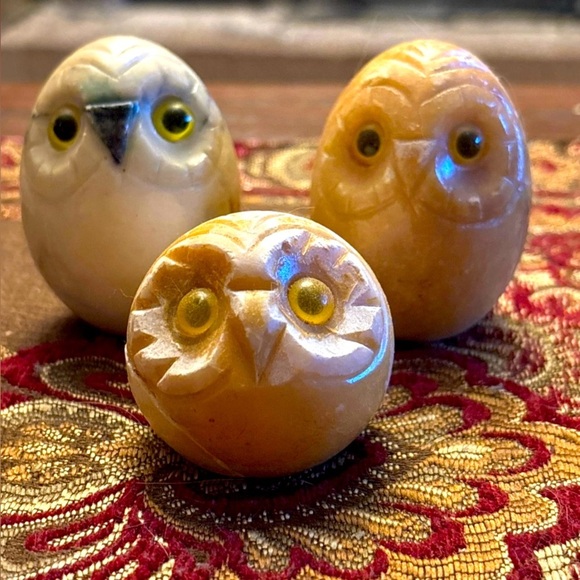 Carved Stone Owl Figurines - Picture 1 of 9